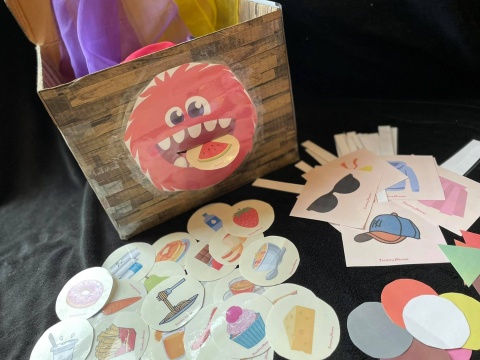 MAKE THEM SPEAK! Teacher's Magic Box