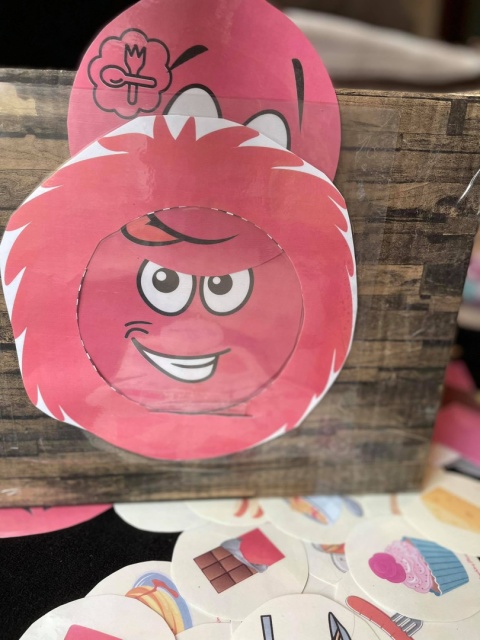 MAKE THEM SPEAK! Teacher's Magic Box